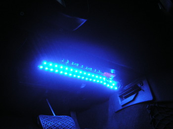 MB_W210_deck&LED (5).JPG