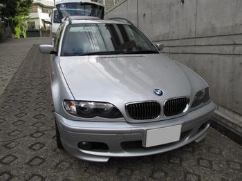 BMW_E46touring_cam&HID.JPG