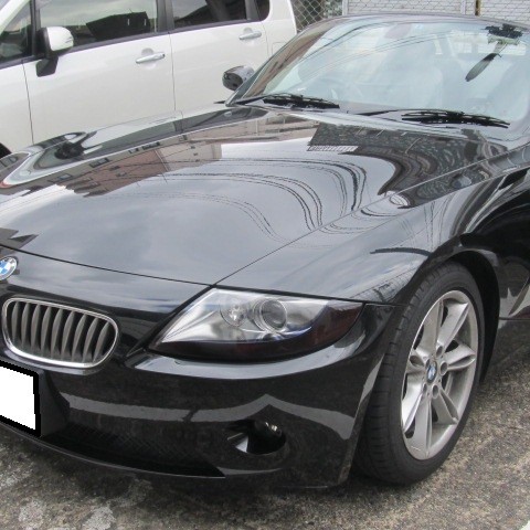 BMW Z4 E85 2005年モデル 地デジチューナー 東京都江東区 出張取付サムネイル